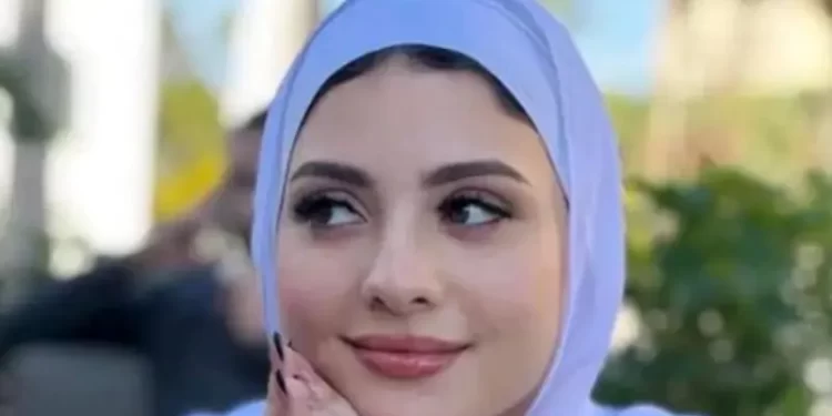 “رغم فقدان بصرها” فالأمل لم يمت.. فيديو جديد لبلوغر مصرية