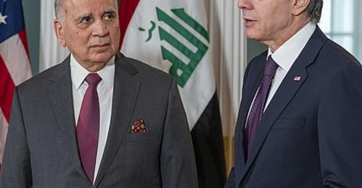 متغيرات يجب أن تأخذها الولايات المتحدة في الاعتبار بشأن تهريب الدولار في العراق