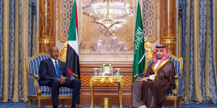 الأمير محمد بن سلمان للبرهان: حريصون على استقرار السودان
