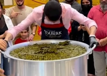 الشيف بوراك يفشل لأول مرة في قلب قدر ورق عنب.. ماذا حدث له؟