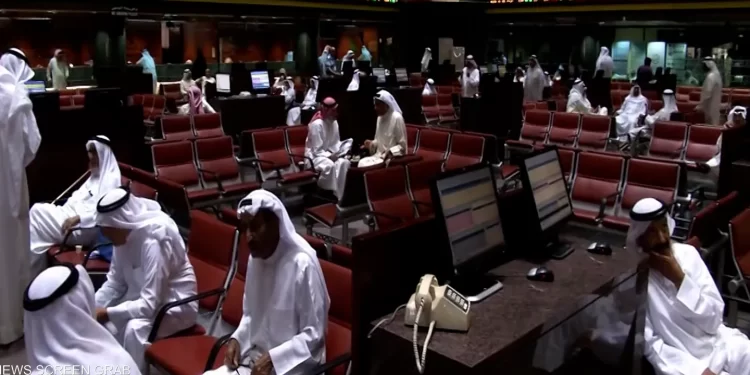 “السعودية والكويت وقطر” تتصدر خسائر حادة للبورصات العربية