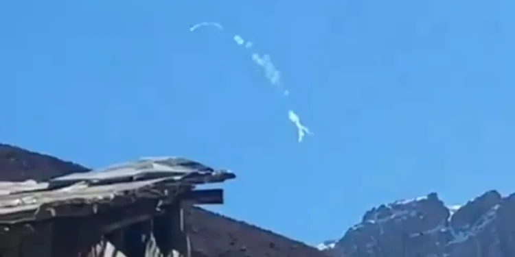 أول اشتباك جوي لم يحدث منذ 40 عاما “بحرب إيران”