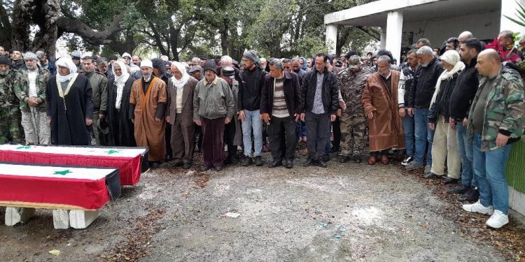 بعد هجوم تدمر… قيادات إيرانية تتحرك من سوريا نحو العراق