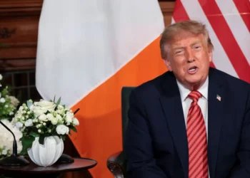 ترامب: الحوثيون لا يريدون مواجهتنا وحربنا مع ايران ستنتهي قريباً