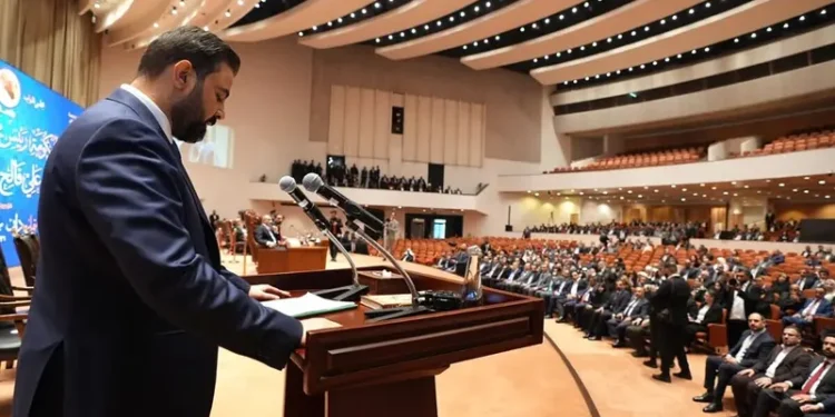 البرلمان أمام اختبار توسعة حكومة الزيدي بحقائب جديدة