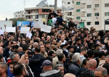 احتكاك باللاذقية وتظاهرات في الساحل السوري