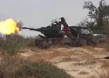 اليمن يعلن “النفير العام” وسط احتدام المعارك في تعز