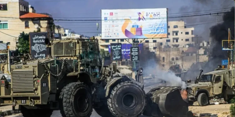 كتائب القسام تفجر حقل ألغام مكوناً من 4 عبوات “برميلية” بقوة إسرائيلية