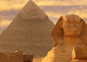 إحباط محاولة سرقة تمثال رمسيس في مصر