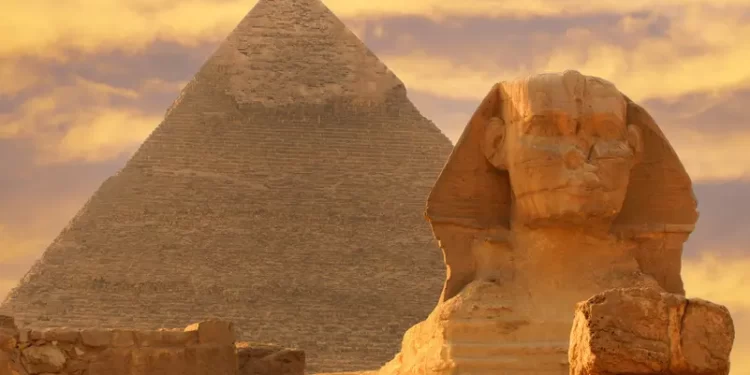 إحباط محاولة سرقة تمثال رمسيس في مصر