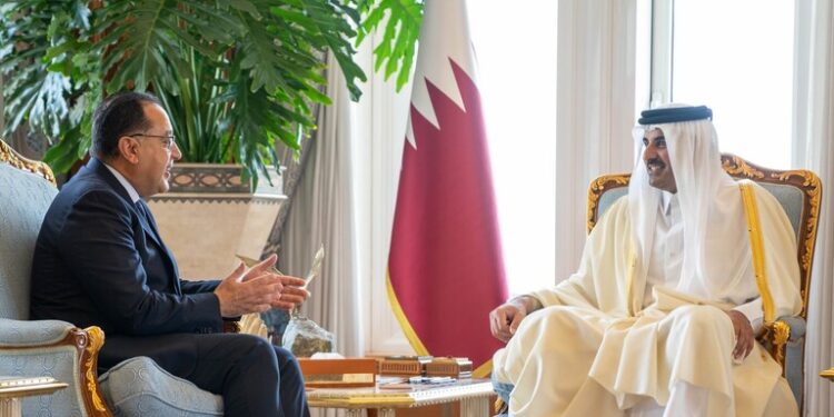 الشيخ تميم بن حمد يوجه رسالة للسيسي وللمصريين حول الاستثمارات القطرية