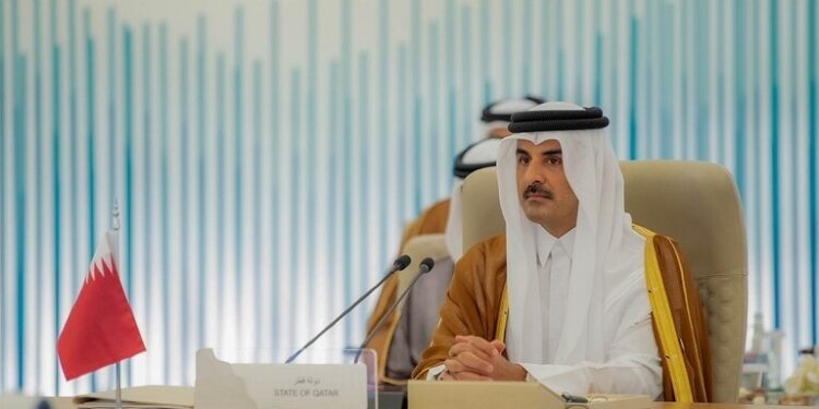 المتحدث باسم الرئاسة المصرية يكشف حقيقة مغادرة أمير قطر لـ”قمة القاهرة للسلام” (فيديو)