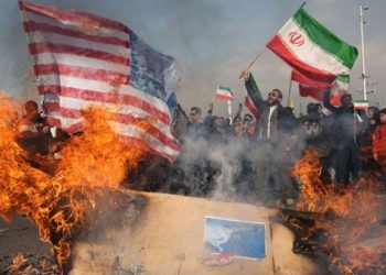 “تساؤلات حول التصعيد والمواجهة المحتملة” بعد تهديدات ترامب العلنية لطهران