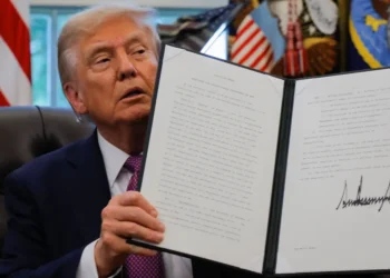 “قائمة سوداء” يضعها ترامب بوجه دولا كبرى