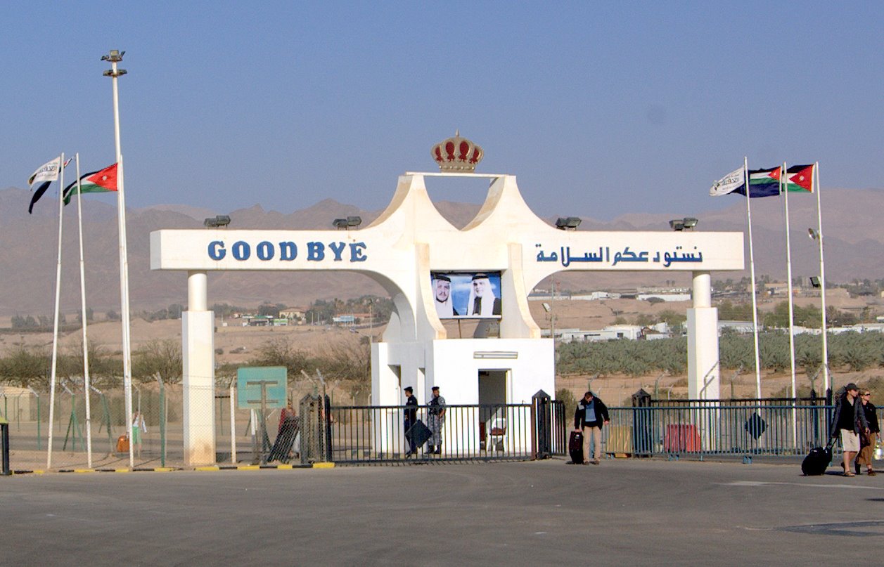 الأردن يوافق على إعادة فتح المعابر الحدودية البرية مع الالتزام بالبرتكول الصحي
