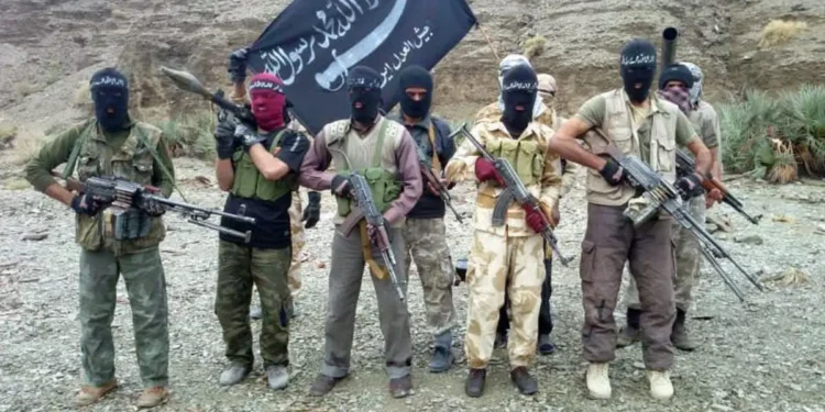 “جيش العدل” يقتل 11 من عناصر الأمن خلال هجومين غربي إيران