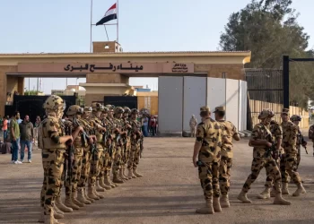“نضرب ونعتذر”.. غضب في مصر بعد حوادث رفح ونويبع وطابا