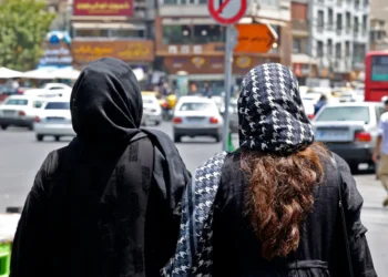عقدة الحجاب:. مشكلة يحاول النظام عدم توظيفها سياسيا وأمنيا