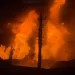 فيديو لحريق كبير في بغداد يثير “الذعر”.. محاولات لإخماده