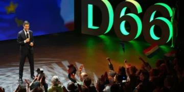 حزب وسطي يحقق مكاسب كبيرة وانتكاسة قاسية لاقصى اليمين في الانتخابات الهولندية