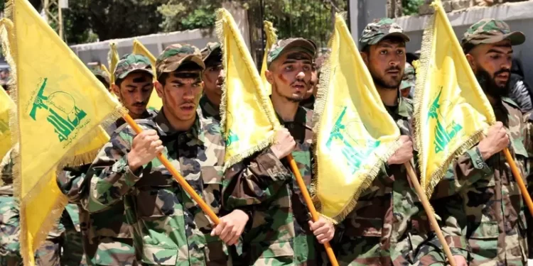 الخزانة الأميركية تفرض عقوبات على 3 أشخاص من حزب الله
