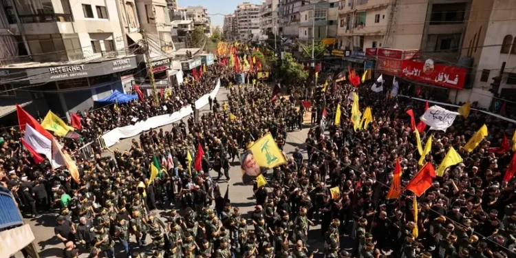 حزب الله: قرار الحكومة اللبنانية إسقاطاً لسيادة لبنان وإطلاقاً ليد إسرائيل