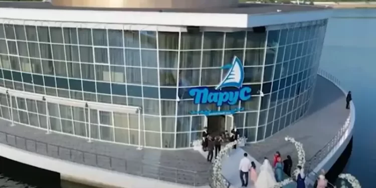 شاهد.. زفاف أسطوري لنجل قديروف البالغ 17 عاما