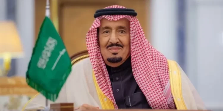 أوامر ملكية بتعيينات جديدة.. وسلمان الدوسري وزيراً للإعلام