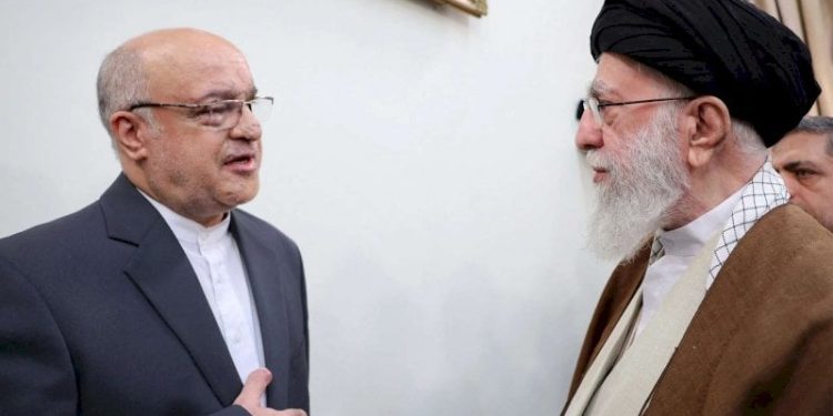 تصريح غامض يعيد رسم ملامح العلاقة بين “لبنان وايران”