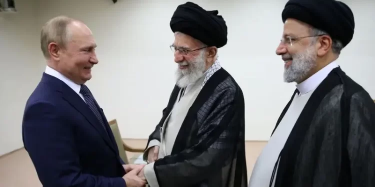 البيت الأبيض يكشف.. 3 أسباب وراء لجوء بوتين لطهران