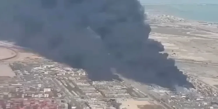 تقرير بريطاني: “الوقود الصلب” وراء انفجار بندر عباس الايراني