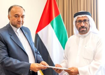 الرئيس الإيراني يوجه دعوة رسمية لنظيره الإماراتي لزيارة طهران