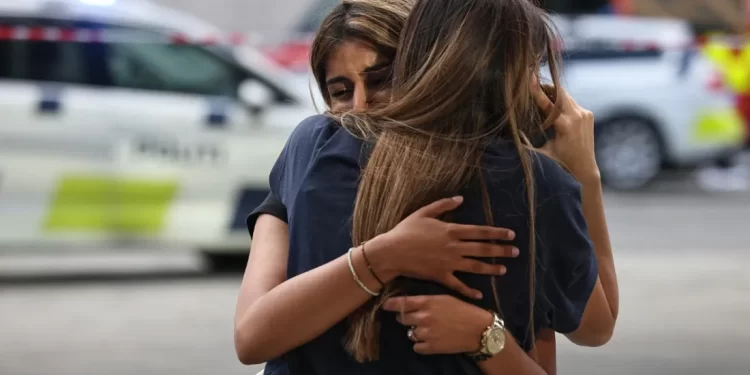 يوم دموي بالدنمارك.. تفاصيل هجوم على مركز تسوق خلف قتلى