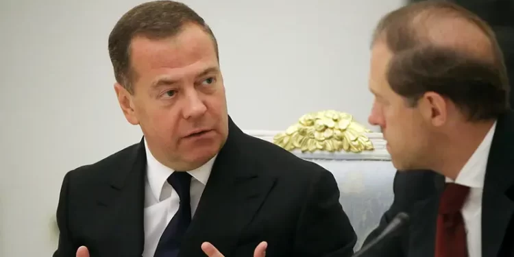 روسيا تنتج “أقوى وسائل التدمير”.. ولندن تحذر من محادثات السلام