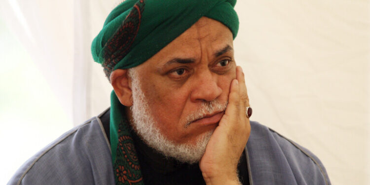 الحكم على رئيس سابق لدولة عربية بالسجن مدى الحياة بتهمة “الخيانة العظمى”