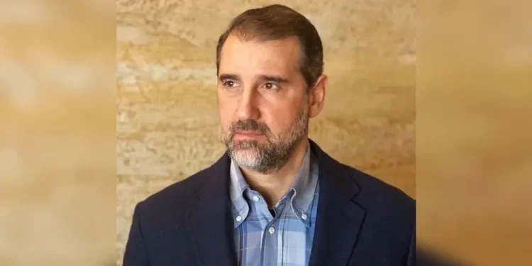 ابن خال الأسد يتهم ضباط الرابعة بارتكابهم مجزرة الساحل السوري