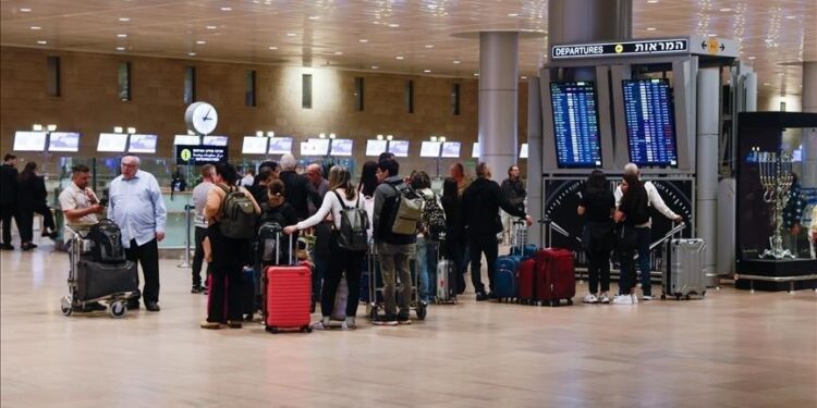 إثر التصعيد بالمنطقة.. روسيا توصي مواطنيها بمغادرة إسرائيل