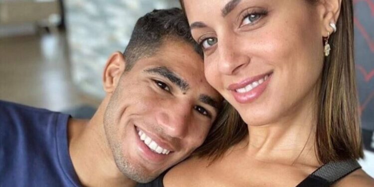 فيديو للنجم المغربي أشرف حكيمي وزوجته يثير ضجة.. فما القصة؟ (صور)