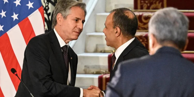 “الطريق المسدود”.. بلينكن يزور مصر ويتجاهل إسرائيل