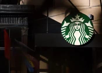 أزمة ستاربكس.. خسارة 11 مليار دولار و”ضربة قوية” في مصر