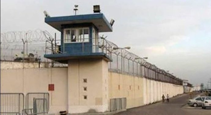 إيران: تصعيد وحشي ضد السجناء السياسيين خوفًا من انتفاضة شعبية