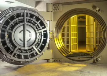 سرقة القرن تشعل غضب العراقيين..توقعات بمبالغ أعلى بكثير