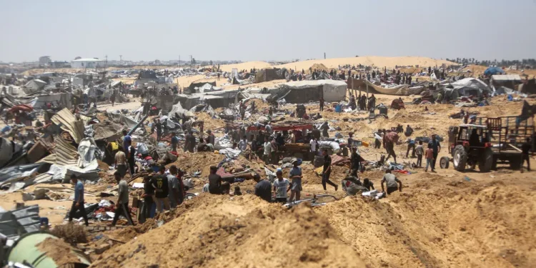 نتنياهو يطلب من الموساد اغراء 3 دول لاستقبال سكان غزة