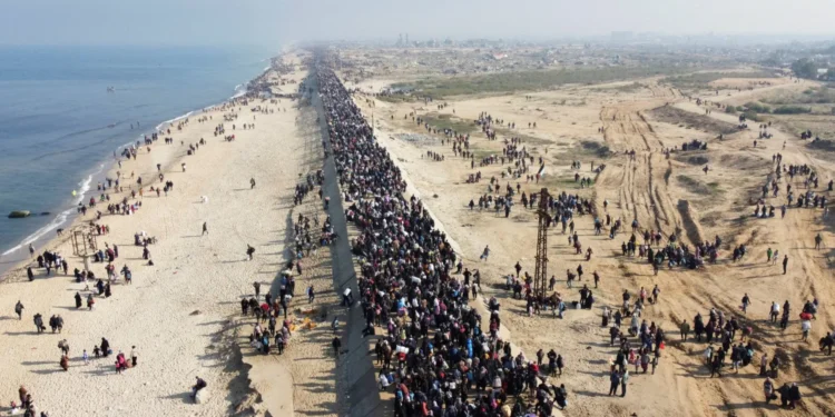 الجيش الإسرائيلي يرسم خطة شاملة لمغادرة سكان غزة