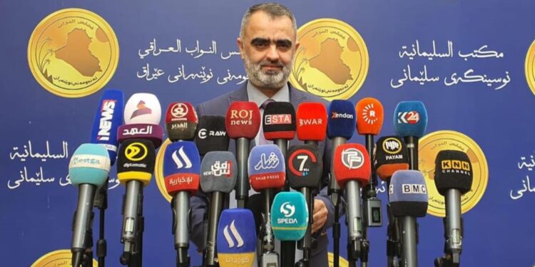 برلماني: تم تهريب 40 مليار دولار من العراق خلال 2022 لغرض تبييض الأموال