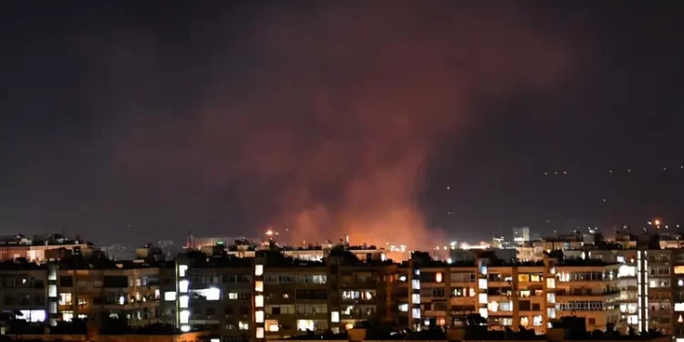 التهديد الإيراني أولا.. إسرائيل لن توقف ضرباتها في سوريا