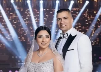 بعدما هددته بفضح عيب كبير.. حسن شاكوش يطلق زوجته غيابياً
