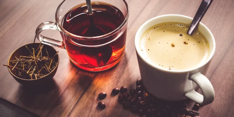دراسة حديثة تكشف نتائج جديدة لشرب “الشاي والقهوة”