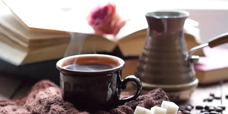 الشاي والقهوة والتدخين.. هذه أفضل الطرق للصائم لتجنب أعراضها