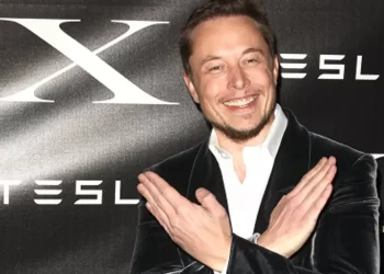منصة تويتر تودع عصفورها الازرق وتستقبل “شعارها الجديد X “
